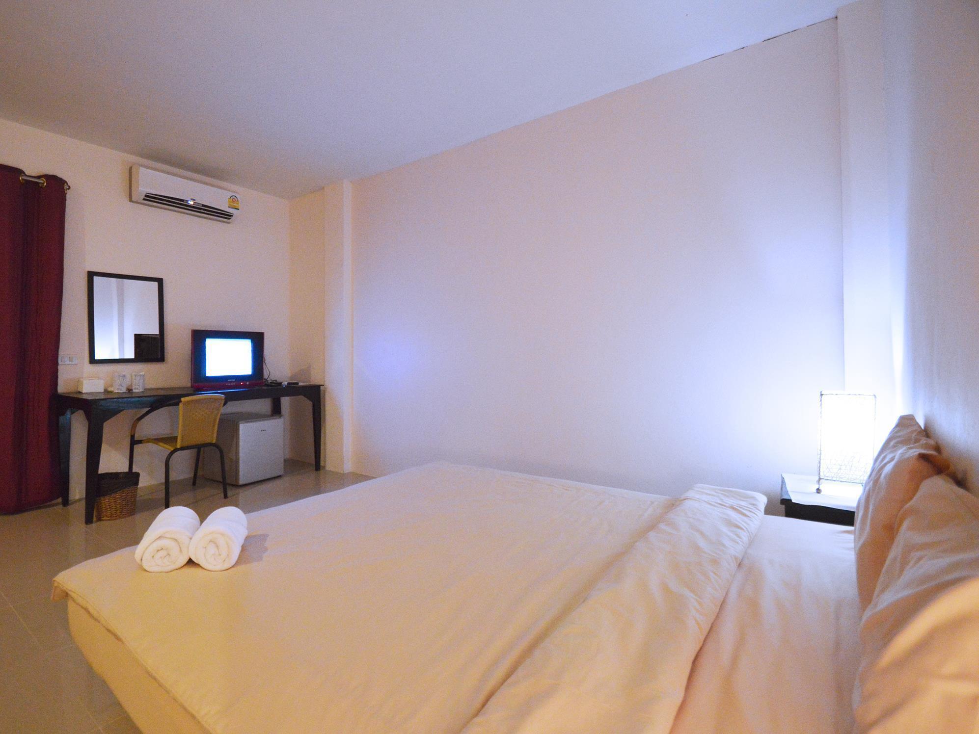 Water Palm Resort Talat Yai Екстер'єр фото