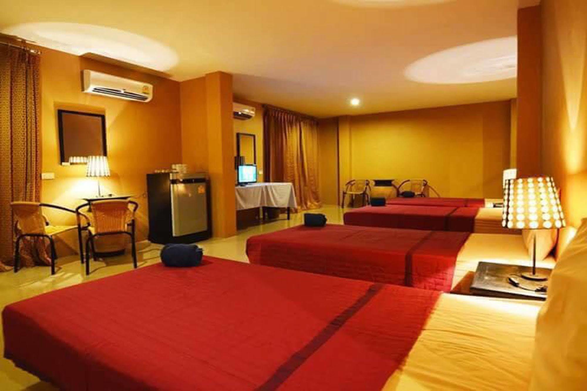 Water Palm Resort Talat Yai Екстер'єр фото